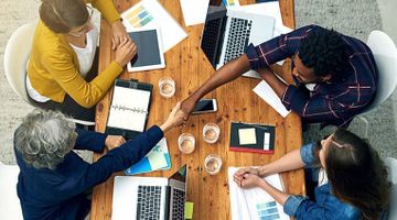 The Key to a Happy Customer Partnership: Put Their Name in Lights