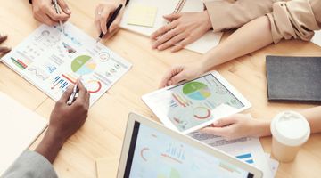 Automatic Emailing of KPI Dashboards: Bringing Insights to Users Who Prefer Hard Copies